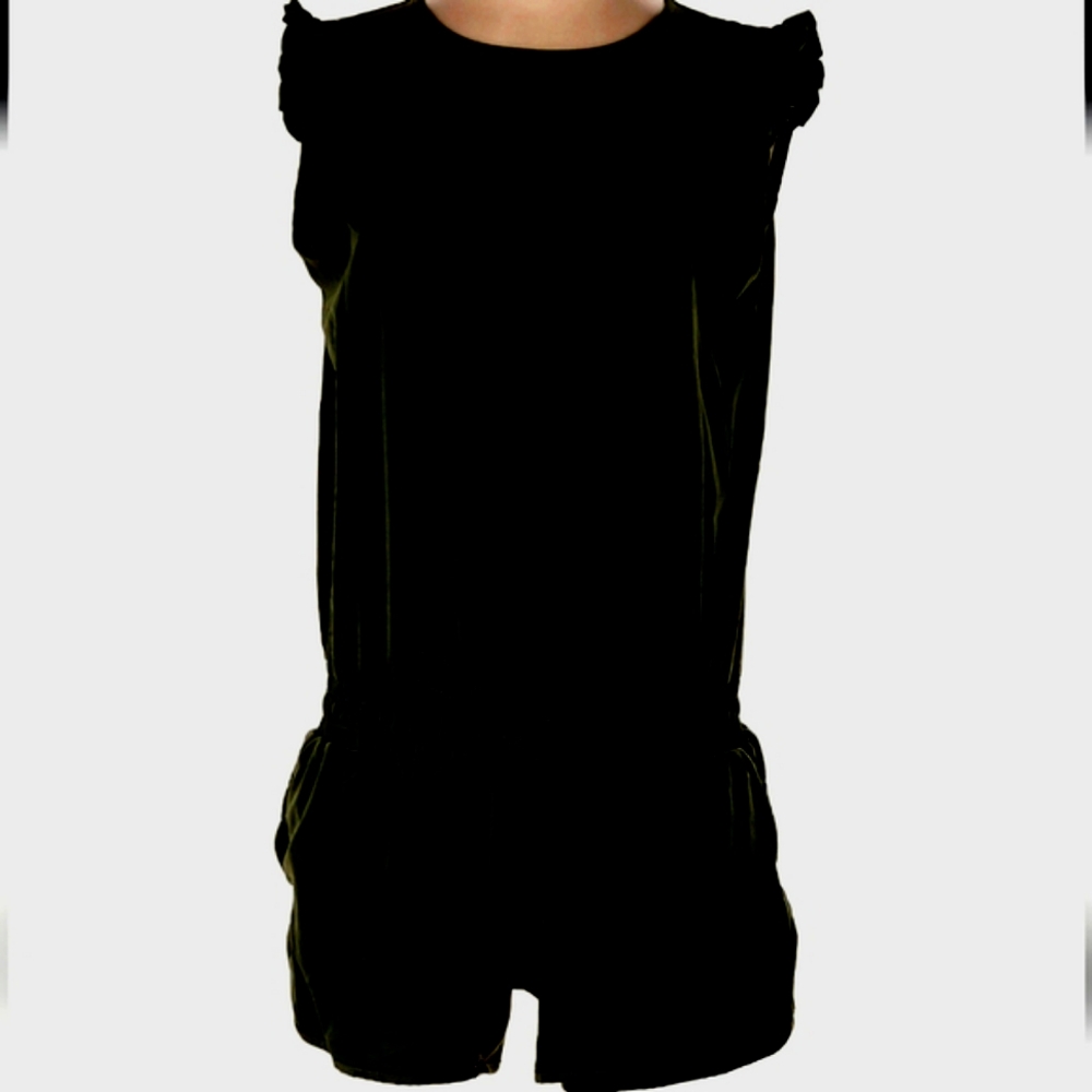 Albion Shorts Romper Size S
